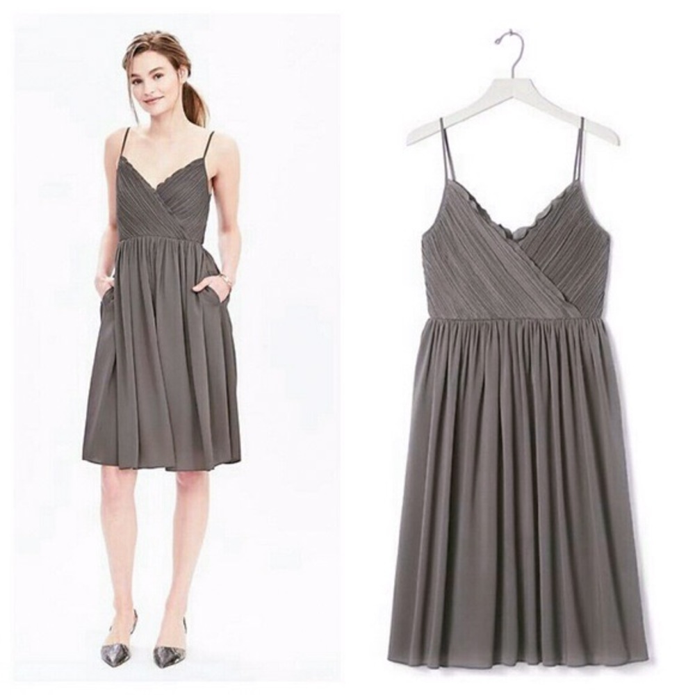 Banana Republic Strappy Crossover Vee Dress Taupe Chiffon Spaghetti Surplice